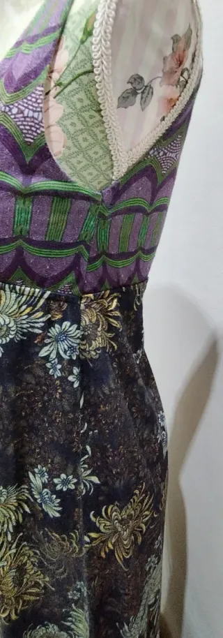 Vestido largo estampado animal print.  Custo