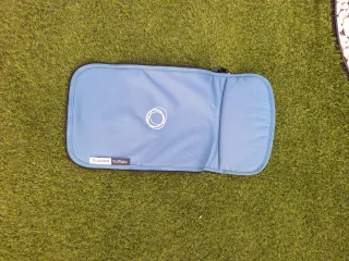 Capota y saco Bugaboo azul