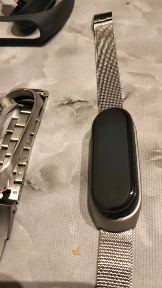 Xiaomi Mi Band 5 - Smartwatch Negro y Plata