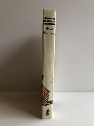 Misterio de los mensajes sorprendentes. Libro