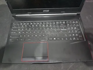 MSI GE63 Raider RGB Portátil