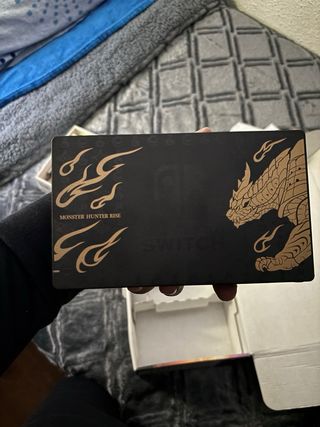Nintendo Switch Edición Limitada Monster Hunter