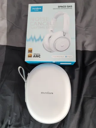 Soundcore Space Q45 Blancos