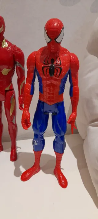 4 Muñecos Vengadores Capitán América Hulk Iron Man