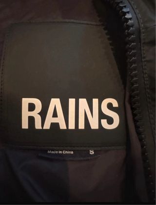 Plumífero Rains Negro Largo