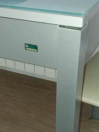 Mesa cocina extensible + 2 sillas