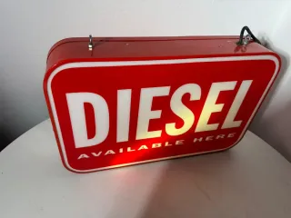 Insegna luminosa pubblicitaria DIESEL