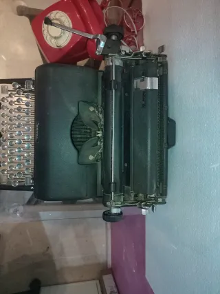 Máquina de escribir Royal antigua