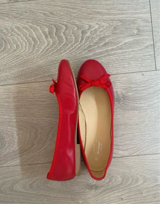 Manoletinas rojas con lazo