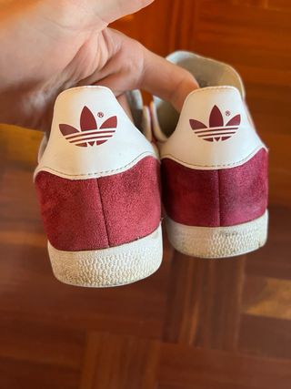 Adidas Gazelle Granate Talla 41 1/3