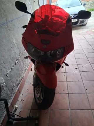 Honda CBR 900 RR. Fireblade.