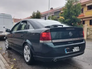 Opel Vectra 2004