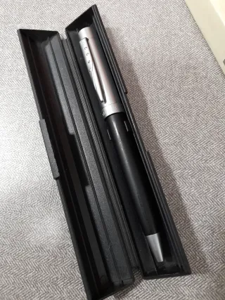 Bolígrafo Pierre Balmain , a estrenar