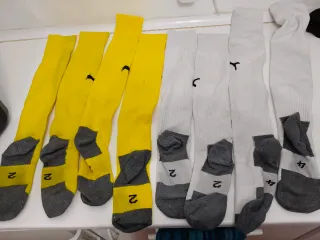 Pack 4 Calcetines Puma Amarillos y Blancos