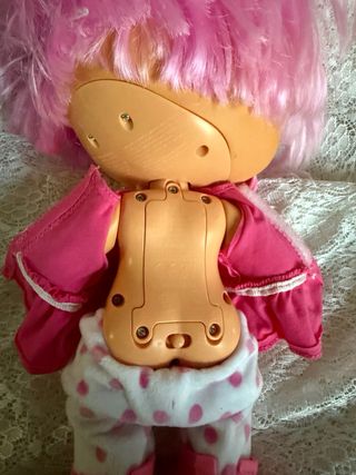 Muñeca llorona con lágrimas