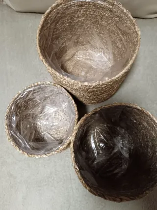 3 Maceteros Mimbre Nuevos con etiquetas