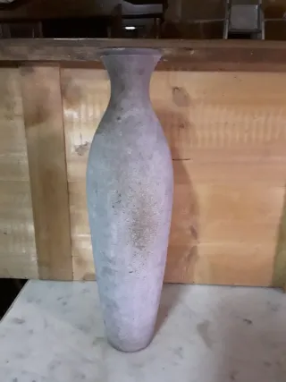 Jarrón de cerámica gris  vintage 9.99