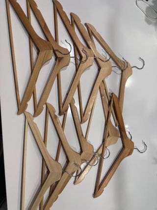 Perchas Madera y Metal