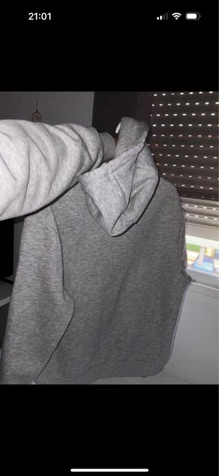 Sudadera Gris Reebok