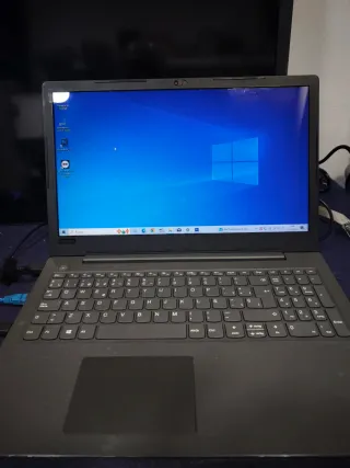 Portátil Lenovo V130-15ikb Negro