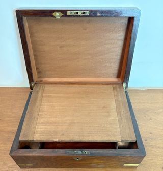 Antigua Caja Escritorio Madera y Piel