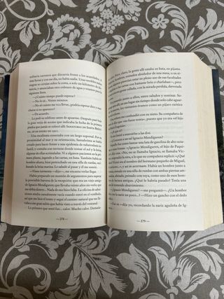 En plena noche / In the Middle of the Night (Sp...