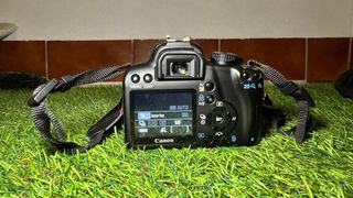 Canon EOS 1000D Cámara Digital Negra