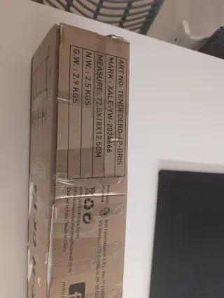 Tendedero Plegable Metálico y Plástico.