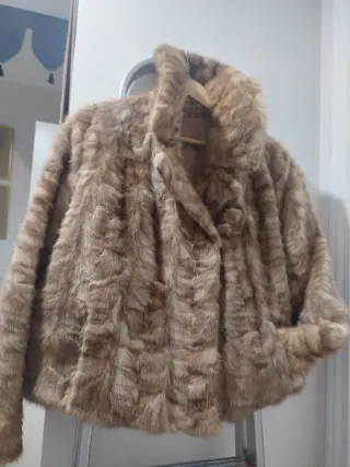 Abrigo corto visón sintético Talla 44/46