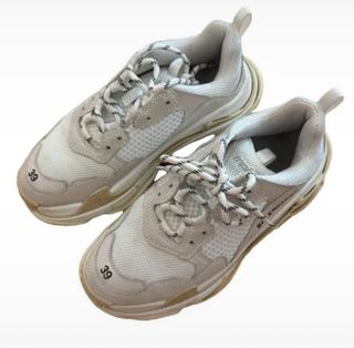Balenciaga Triple S Talla 39 Beige/Blanco