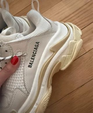 Balenciaga Triple S Talla 39 Beige/Blanco