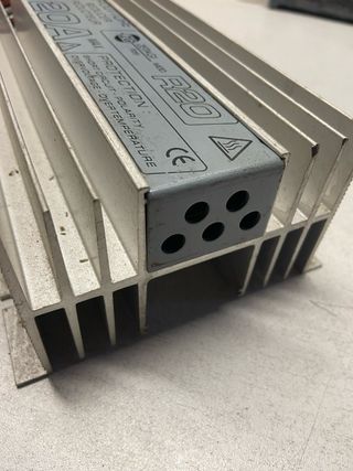 Zetagi R20 Riduttore Tensione 20A