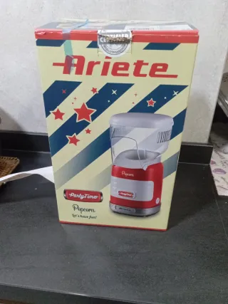 Máquina de Palomitas Ariete Roja y Blanca