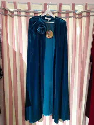 Capa terciopelo azul Marta en Brazil