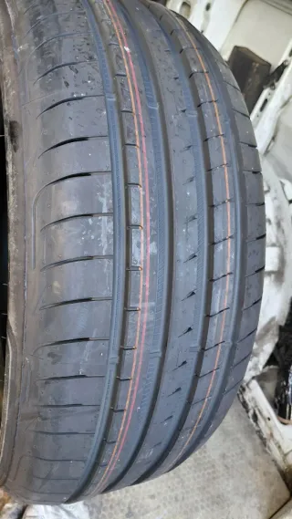 Neumáticos Goodyear 225/55 R17 (4 unidades)