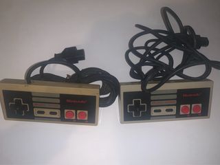 PACK NINTENDO NES ORIGINAL – 4 MANDOS + JUEGO