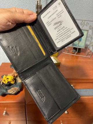 Cartera de piel Jaguar hombre. Fabricada en España