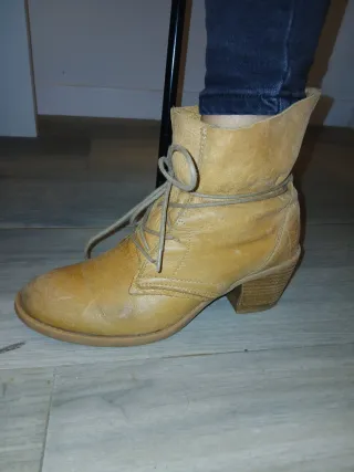 Botas de tacón negras