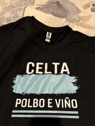 Camiseta Celta Polbo e Viño Negra