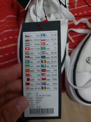 Zapatillas blancas estilo Converse Talla 38