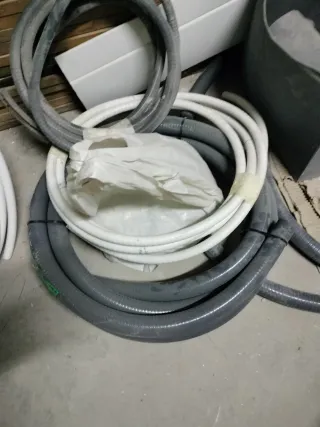 Tubería multicapa y llaves fontanería