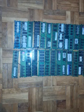 Lote Memoria RAM Variada