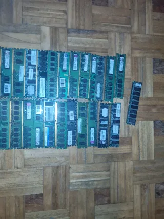Lote Memoria RAM Variada