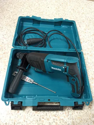 Martillo combinado Makita HR2630T