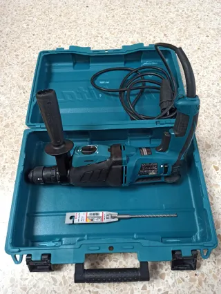 Martillo combinado Makita HR2630T