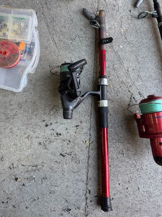 2 Cañas de Pescar con Accesorios