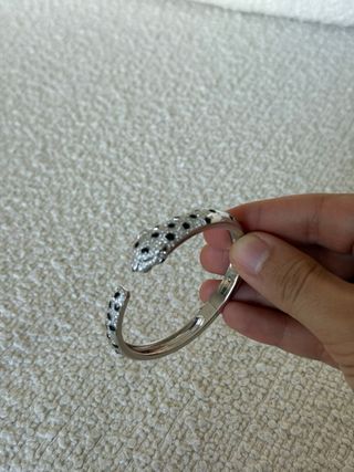 Pulsera Panthère de Cartier M Semipavé