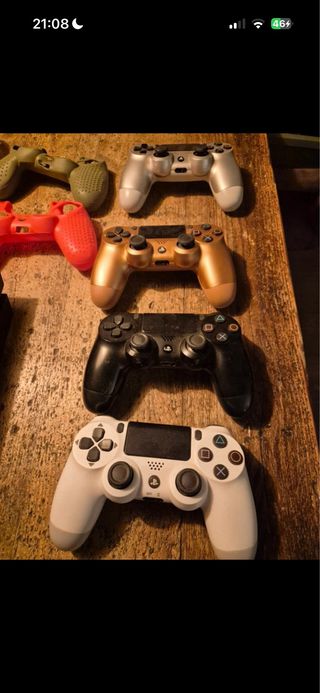 PlayStation 4+ 4 mandos + 9 juegos +accesorios