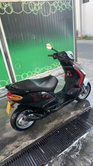 Piaggio Fly 2005 Negro