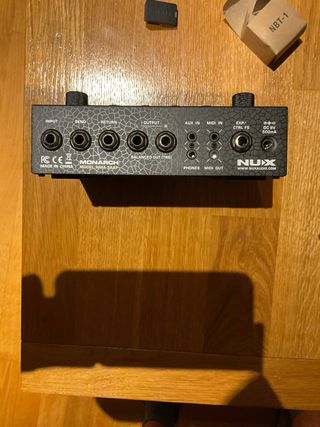 NUX Amp Academy Stomp Pedalera Digital